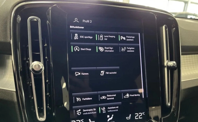 Volvo XC 40 cena 138000 przebieg: 37000, rok produkcji 2022 z Czerwionka-Leszczyny małe 46
